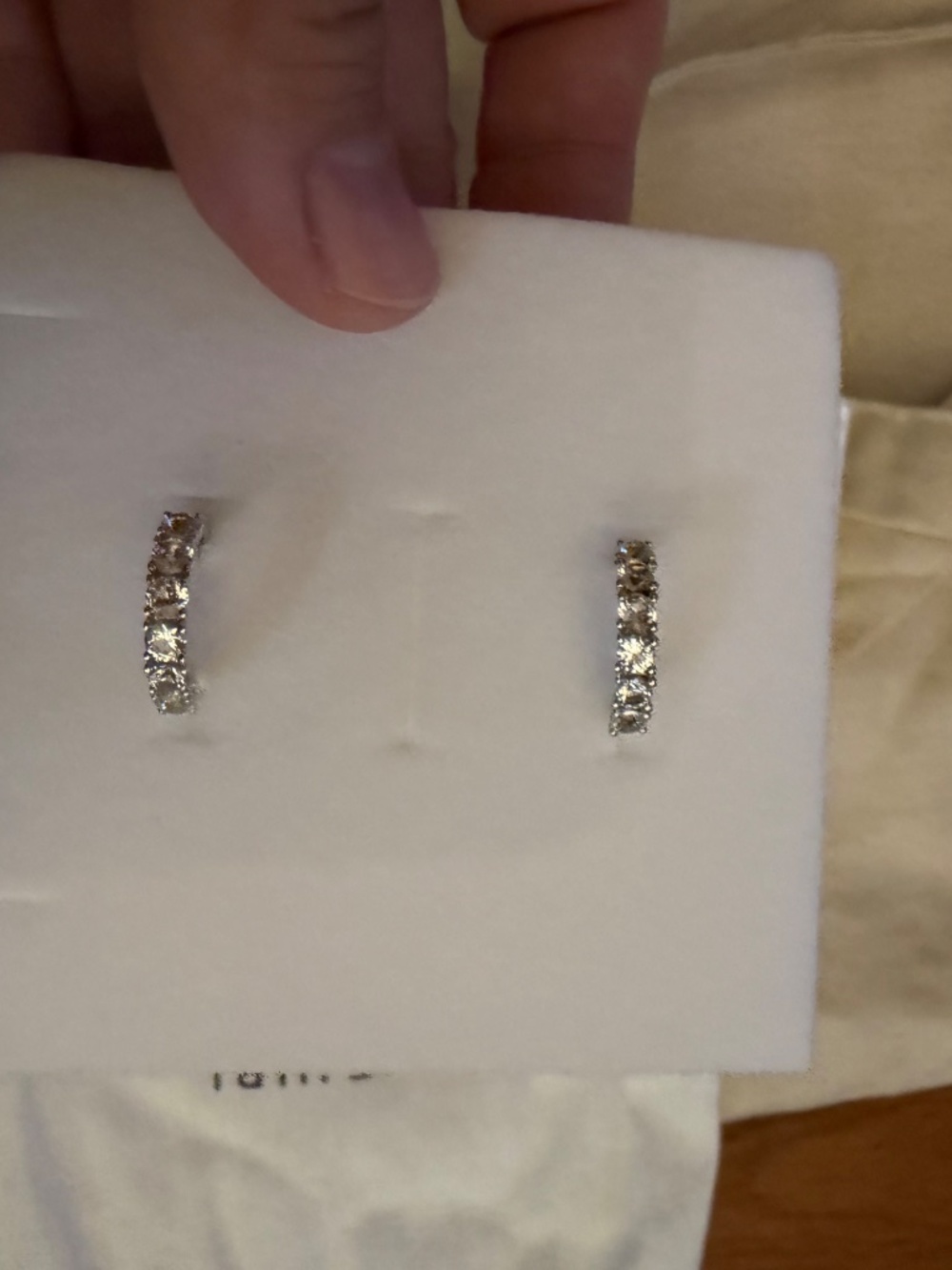 Mejuri LAB GROWN SAPPHIRE SMALL HOOPS - Picture 5 of 9